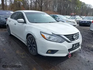 2018 Nissan Altima 2.5 SV with VIN 1N4AL3AP7JC188336, listed as a IAAI auction lot 41460697 with 158,008 mi miles. Bid and sale history available at carsss.com. Image 1.