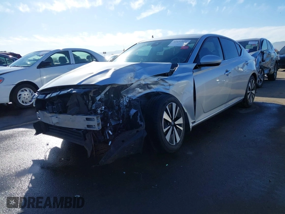 2019 Nissan Altima 2.5 SV with VIN 1N4BL4DV9KC178879, listed as a IAAI auction lot 41611524 with 71,051 mi miles. Bid and sale history available at carsss.com. Image 18.
