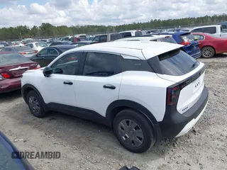 2025 Nissan Kicks S with VIN 3N8AP6BA1SL306207, listed as a IAAI auction lot 41813763 with 20,807 mi miles. Bid and sale history available at carsss.com. Image 15.