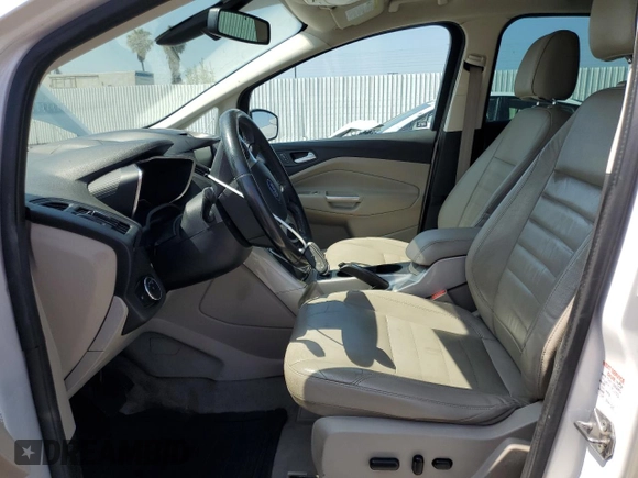 2015 Ford C-Max SEL z VIN 1FADP5CU1FL103305, wystawiony jako Copart lot #59980695 z przebiegiem 118 972 mil mil oraz Szkoda całkowita • Salvage title. Historia ofert i sprzedaży dostępna na DreamBid. Obrazek 7.
