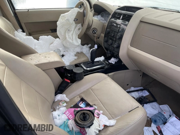 2011 Ford Escape Limited with VIN 1FMCU9EG6BKC55783, listed as a Copart auction lot 45193685 with Not Provided miles and Salvage Title. Bid and sale history available at DreamBid. Image 5.