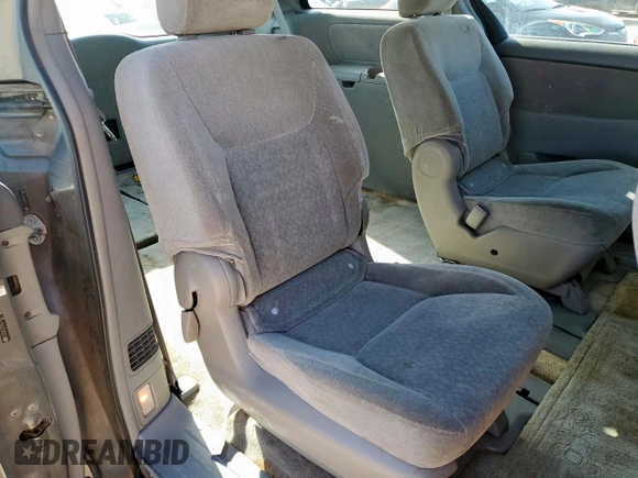 2005 Toyota Sienna CE with VIN 5TDZA23C05S374571, listed as a Copart auction lot 62144125 with 209,872 mi miles and Clean title. Bid and sale history available at DreamBid. Image 11.