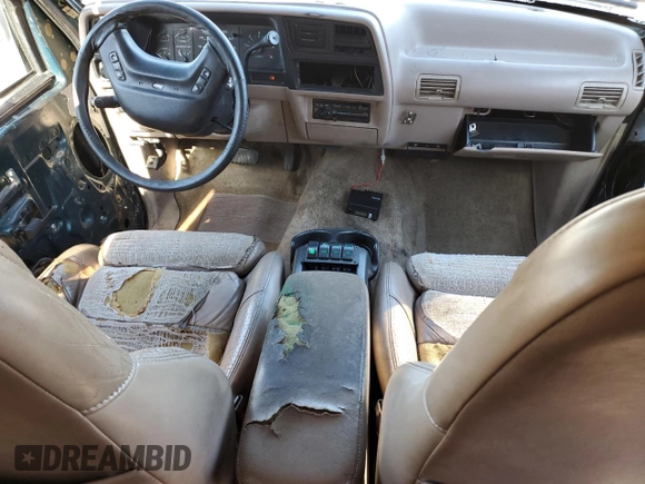 1994 Ford Explorer Eddie Bauer with VIN 1FMDU34X2RUC11751, listed as a Copart auction lot 41621815 with 72,074 mi miles and Non repairable. Bid and sale history available at DreamBid. Image 8.