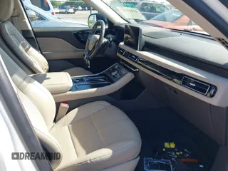 2023 Lincoln Aviator Reserve with VIN 5LM5J7WC8PGL07326, listed as a IAAI auction lot 41995352 with 42,174 mi miles and . Bid and sale history available at DreamBid. Image 5.