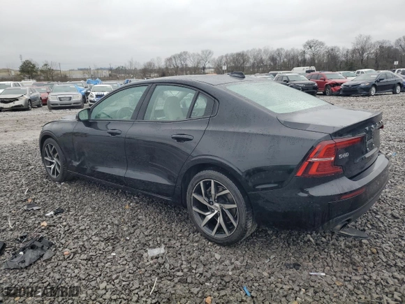 2020 Volvo S60 Momentum with VIN 7JR102FK6LG054957, listed as a Copart auction lot 44944025 with 85,216 mi miles and Salvage Title. Bid and sale history available at carsss.com. Image 2.