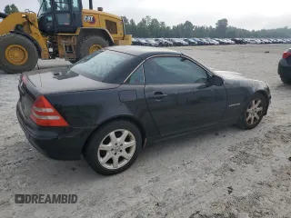 2002 Mercedes-Benz SLK-Class 2.3L Kompressor with VIN WDBKK49F22F259458, listed as a Copart auction lot 68822214 with 178,005 mi miles and Non Repairable. Bid and sale history available at carsss.com. Image 3.