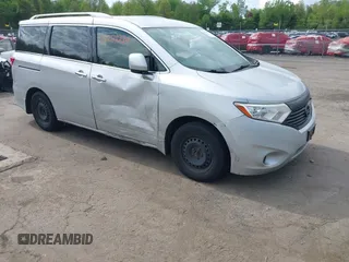 2013 Nissan Quest LE z VIN JN8AE2KP4D9067041, wystawiony jako IAAI lot #42221234 z przebiegiem 151 913 mil mil oraz . Historia ofert i sprzedaży dostępna na DreamBid. Obrazek 1.