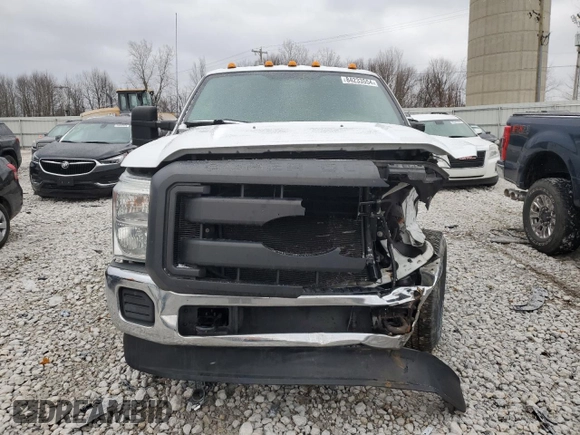 2015 Ford F-350 Platinum with VIN 1FT8W3B61FEA08124, listed as a Copart auction lot 84233554 with 125,332 mi miles and Clean Title. Bid and sale history available at DreamBid. Image 5.