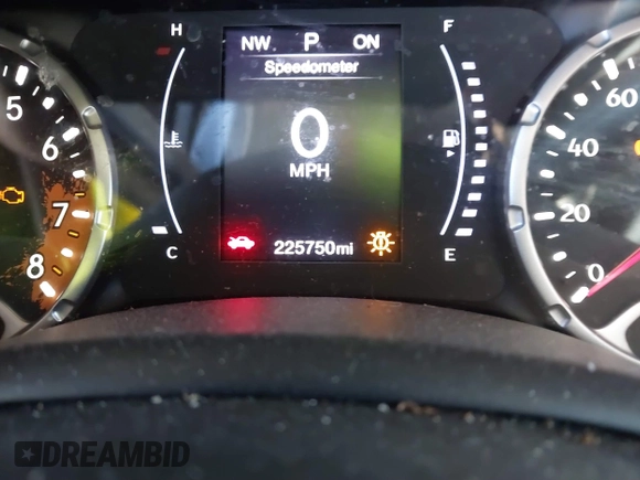 2018 Jeep Renegade Sport with VIN ZACCJBAB4JPH68808, listed as a IAAI auction lot 41319728 with 225,750 mi miles. Bid and sale history available at carsss.com. Image 15.