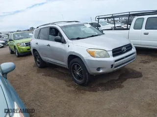 2007 Toyota RAV4 with VIN JTMZD33V875051151, listed as a IAAI auction lot 42071887 with 180,365 mi miles. Bid and sale history available at carsss.com. Image 1.