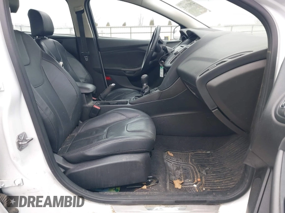 2015 Ford Focus SE with VIN 1FADP3F29FL290694, listed as a IAAI auction lot 41813168 with 95,306 mi miles and . Bid and sale history available at carsss.com. Image 5.