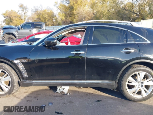 2014 Infiniti QX70 с VIN JN8CS1MWXEM410367, выставлен на аукционе IAAI как лот 40896209 с пробегом Не указан миль и . История ставок и продаж доступна на DreamBid. Изображение 14.