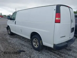 2007 Chevrolet Express Cargo Van with VIN 1GCFG15X271156787, listed as a IAAI auction lot 41980610 with 266,250 mi miles. Bid and sale history available at carsss.com. Image 3.