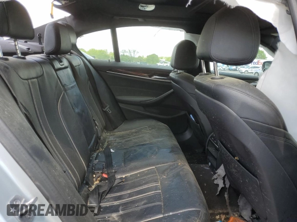 2020 BMW 5 Series 530i z VIN WBAJR3C06LWW60422, wystawiony jako Copart lot #55393945 z przebiegiem Nie podano mil oraz Tytuł czysty. Historia ofert i sprzedaży dostępna na DreamBid. Obrazek 10.