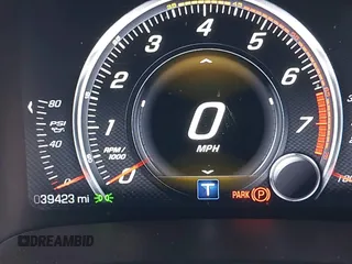 2014 Chevrolet Corvette Z51 3LT z VIN 1G1YL2D79E5127667, wystawiony jako IAAI lot #41944294 z przebiegiem 39 423 mil mil oraz . Historia ofert i sprzedaży dostępna na DreamBid. Obrazek 15.