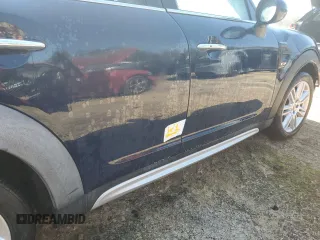 2017 MINI Countryman Cooper with VIN WMZYS7C36H3E07121, listed as a Copart auction lot 75053334 with 70,131 mi miles and Salvage Title. Bid and sale history available at carsss.com. Image 13.
