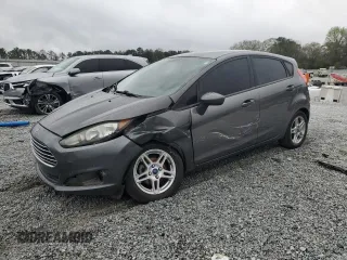 2018 Ford Fiesta SE z VIN 3FADP4EJ5JM103411, wystawiony jako Copart lot #50130325 z przebiegiem 111 247 mil mil oraz Szkoda całkowita • Salvage title. Historia ofert i sprzedaży dostępna na DreamBid. Obrazek 1.