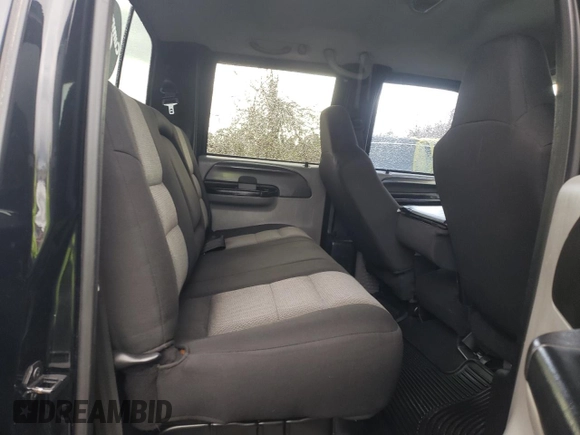 2003 Ford F-350 XL z VIN 1FTSW31P13EC37897, wystawiony jako Copart lot #50822185 z przebiegiem Nie podano mil oraz Czysty tytuł • Clean title. Historia ofert i sprzedaży dostępna na DreamBid. Obrazek 10.