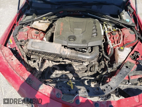 2019 Alfa Romeo Giulia z VIN ZARFAMANXK7620606, wystawiony jako Copart lot #50732025 z przebiegiem Nie podano mil oraz Szkody całkowita. Historia ofert i sprzedaży dostępna na DreamBid. Obrazek 11.