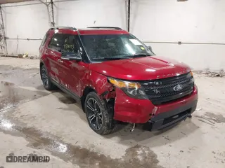 2014 Ford Explorer Sport with VIN 1FM5K8GT1EGA87268, listed as a IAAI auction lot 41588043 with 147,472 mi miles. Bid and sale history available at carsss.com. Image 1.