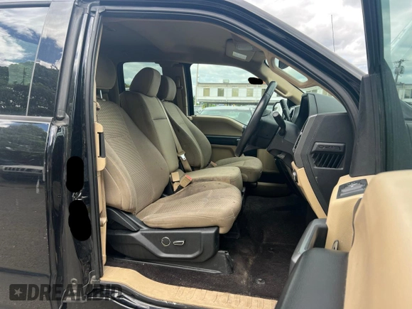 2018 Ford F-150 XL z VIN 1FTEX1CB0JKF17440, wystawiony jako Copart lot #57720105 z przebiegiem 168 009 mil mil oraz Czysty tytuł • Clean title. Historia ofert i sprzedaży dostępna na DreamBid. Obrazek 5.