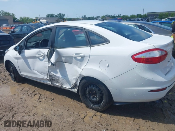 2015 Ford Fiesta S with VIN 3FADP4AJ2FM150621, listed as a IAAI auction lot 42424609 with 187,985 mi miles and . Bid and sale history available at DreamBid. Image 14.