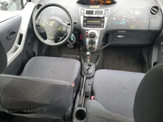 2009 Toyota Yaris с VIN JTDKT903795250799, выставлен на аукционе Copart как лот 54379315 с пробегом 275 048 миль миль и Списание • Salvage title. История ставок и продаж доступна на DreamBid. Изображение 8.