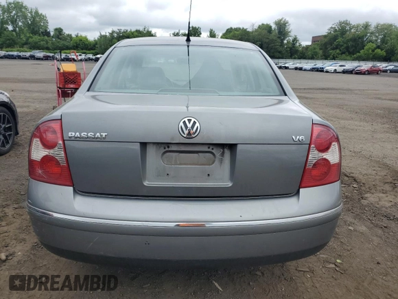 2003 Volkswagen Passat GLX z VIN WVWRH63B73P271889, wystawiony jako Copart lot #57166465 z przebiegiem 56 457 mil mil oraz Szkoda całkowita • Salvage title. Historia ofert i sprzedaży dostępna na DreamBid. Obrazek 6.