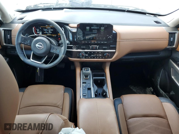 2024 Nissan Pathfinder Platinum z VIN 5N1DR3DG4RC235587, wystawiony jako Copart lot #55989855 z przebiegiem 22 214 mil mil oraz Szkoda całkowita • Salvage title. Historia ofert i sprzedaży dostępna na DreamBid. Obrazek 8.