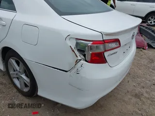 2014 Toyota Camry L with VIN 4T1BF1FK1EU426216, listed as a IAAI auction lot 42152479 with 210,388 mi miles. Bid and sale history available at carsss.com. Image 6.