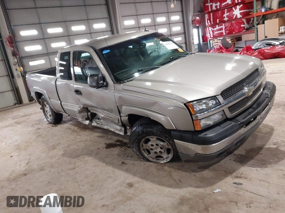 2003 Chevrolet Silverado 1500 with VIN 2GCEK19T731165314, listed as a IAAI auction lot 41605502 with 152,310 mi miles. Bid and sale history available at carsss.com. Image 1.