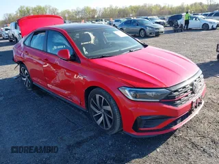 2019 Volkswagen Jetta GLI S z VIN 3VW6T7BU7KM223479, wystawiony jako IAAI lot #42038628 z przebiegiem 79 145 mil mil oraz . Historia ofert i sprzedaży dostępna na DreamBid. Obrazek 1.