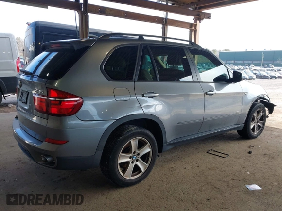 2012 BMW X5 35d with VIN 5UXZW0C59CL673416, listed as a IAAI auction lot 41910233 with 70,008 mi miles and . Bid and sale history available at DreamBid. Image 4.