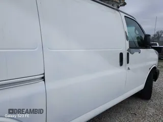 2010 Chevrolet Express Cargo Van with VIN 1GCZGFBAXA1154612, listed as a IAAI auction lot 41989064 with 186,607 mi miles. Bid and sale history available at carsss.com. Image 1.