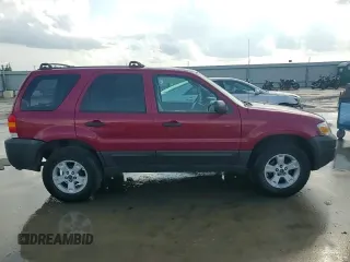 2006 Ford Escape XLT with VIN 1FMYU03196KA38458, listed as a Copart auction lot 64194705 with 102,097 mi miles and Salvage title. Bid and sale history available at DreamBid. Image 13.