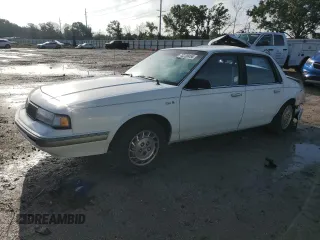 1996 Oldsmobile Cutlass Ciera 1SA VX5 z VIN 1G3AJ55M5T6394526, wystawiony jako Copart lot #72783674 z przebiegiem 77 988 mil mil oraz Szkody całkowita. Historia ofert i sprzedaży dostępna na DreamBid. Obrazek 1.