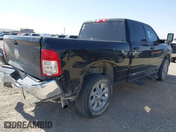 2021 Ram 2500 Tradesman with VIN 3C6UR5CL4MG675658, listed as a IAAI auction lot 41964950 with 60,478 mi miles and . Bid and sale history available at DreamBid. Image 4.