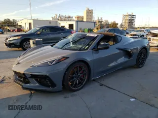 2024 Chevrolet Corvette 2LT z VIN 1G1YB2D42R5125919, wystawiony jako Copart lot #83883504 z przebiegiem Nie podano mil oraz Szkoda całkowita • Salvage title. Historia ofert i sprzedaży dostępna na DreamBid. Obrazek 1.