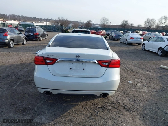 2018 Nissan Maxima SL with VIN 1N4AA6AP2JC404438, listed as a IAAI auction lot 41785908 with 60,021 mi miles. Bid and sale history available at carsss.com. Image 15.