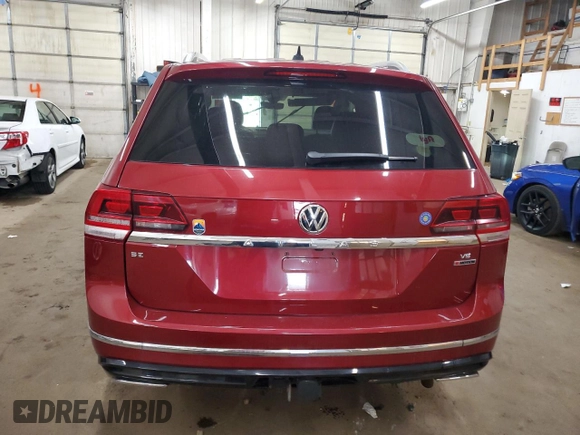 2019 Volkswagen Atlas SE z VIN 1V2XR2CA6KC575711, wystawiony jako Copart lot #54349395 z przebiegiem Nie podano mil oraz Szkoda całkowita • Salvage title. Historia ofert i sprzedaży dostępna na DreamBid. Obrazek 6.