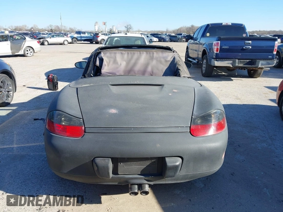 1998 Porsche Boxster с VIN WP0CA2982WU621935, выставлен на аукционе IAAI как лот 41838363 с пробегом Не указан миль и . История ставок и продаж доступна на DreamBid. Изображение 8.