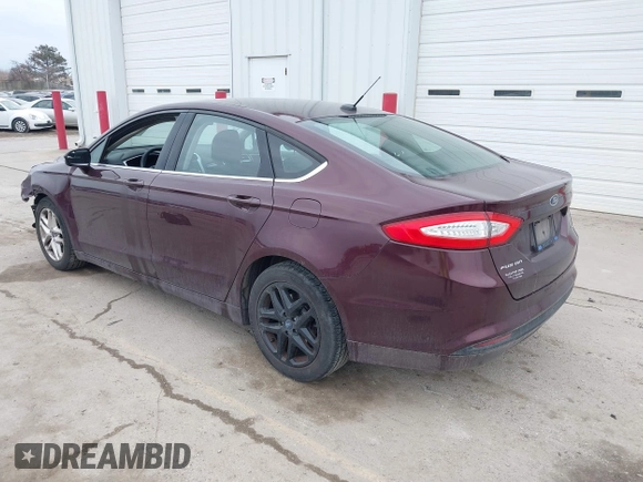 2013 Ford Fusion SE with VIN 3FA6P0H7XDR131553, listed as a IAAI auction lot 41711758 with 99,988 mi miles. Bid and sale history available at carsss.com. Image 3.