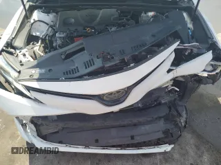2018 Toyota Camry LE with VIN 4T1B11HK0JU512400, listed as a Copart auction lot 55839265 with 117,510 mi miles and Salvage title. Bid and sale history available at DreamBid. Image 11.