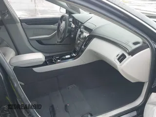 2013 Cadillac CTS-V z VIN 1G6DV5EP0D0102168, wystawiony jako IAAI lot #41791601 z przebiegiem Nie podano mil oraz . Historia ofert i sprzedaży dostępna na DreamBid. Obrazek 5.