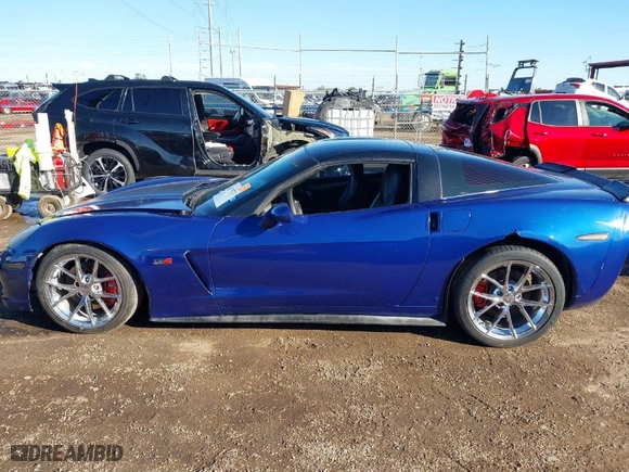 2007 Chevrolet Corvette with VIN 1G1YY26U475114509, listed as a IAAI auction lot 41338723 with 118,082 mi miles. Bid and sale history available at carsss.com. Image 14.