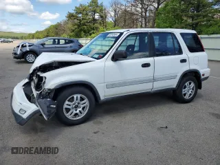 2000 Honda CR-V LX with VIN JHLRD2846YC005893, listed as a Copart auction lot 56340884 with 145,477 mi miles and Salvage Title. Bid and sale history available at carsss.com. Image 1.