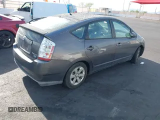 2006 Toyota Prius with VIN JTDKB20UX63198269, listed as a IAAI auction lot 42035926 with Not Provided miles. Bid and sale history available at carsss.com. Image 4.