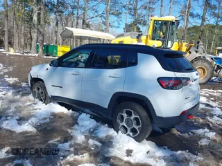 2022 Jeep Compass Trailhawk z VIN 3C4NJDDB6NT172792, wystawiony jako IAAI lot #41615557 z przebiegiem 12 191 mil mil oraz . Historia ofert i sprzedaży dostępna na DreamBid. Obrazek 3.