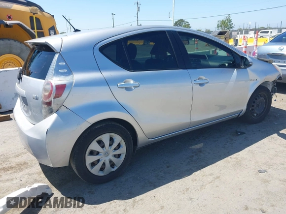 2013 Toyota Prius One z VIN JTDKDTB30D1041802, wystawiony jako IAAI lot #42207972 z przebiegiem 233 300 mil mil oraz . Historia ofert i sprzedaży dostępna na DreamBid. Obrazek 4.