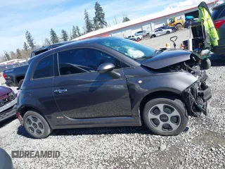 2015 FIAT 500e with VIN 3C3CFFGEXFT652883, listed as a IAAI auction lot 41895022 with 70,641 mi miles. Bid and sale history available at carsss.com. Image 13.